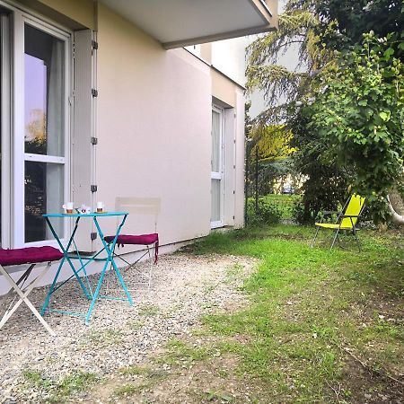 Appartement Toulouse Blagnac Aeroport Iut Parking Proche De Toutes Commodites Belle Terrasse Netflix Luaran gambar